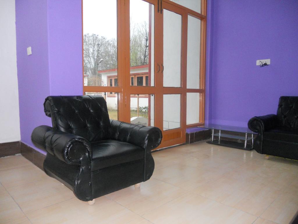 Hotel Royale Jannat Srīnagar Habitación foto